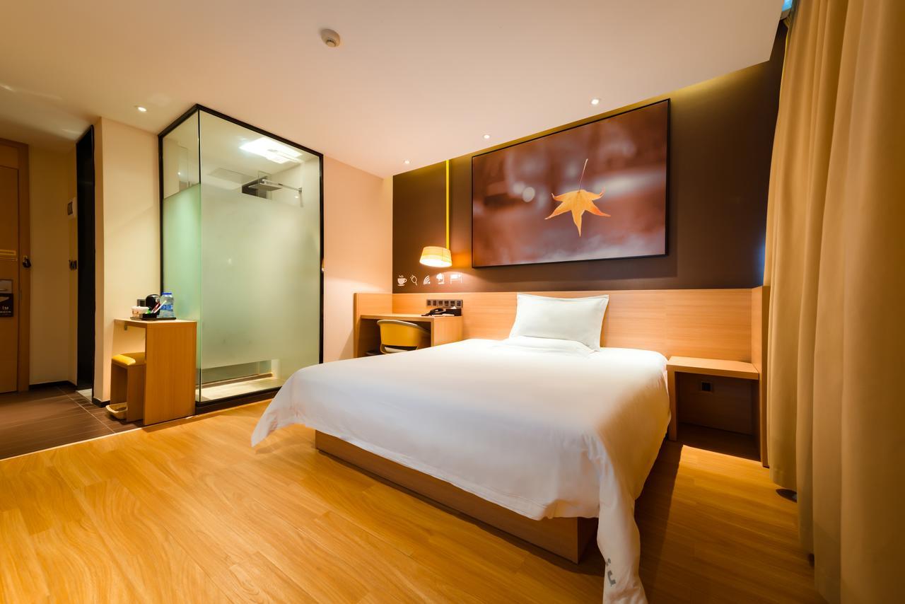 Iu Hotel Guiyang Shibei Road מראה חיצוני תמונה