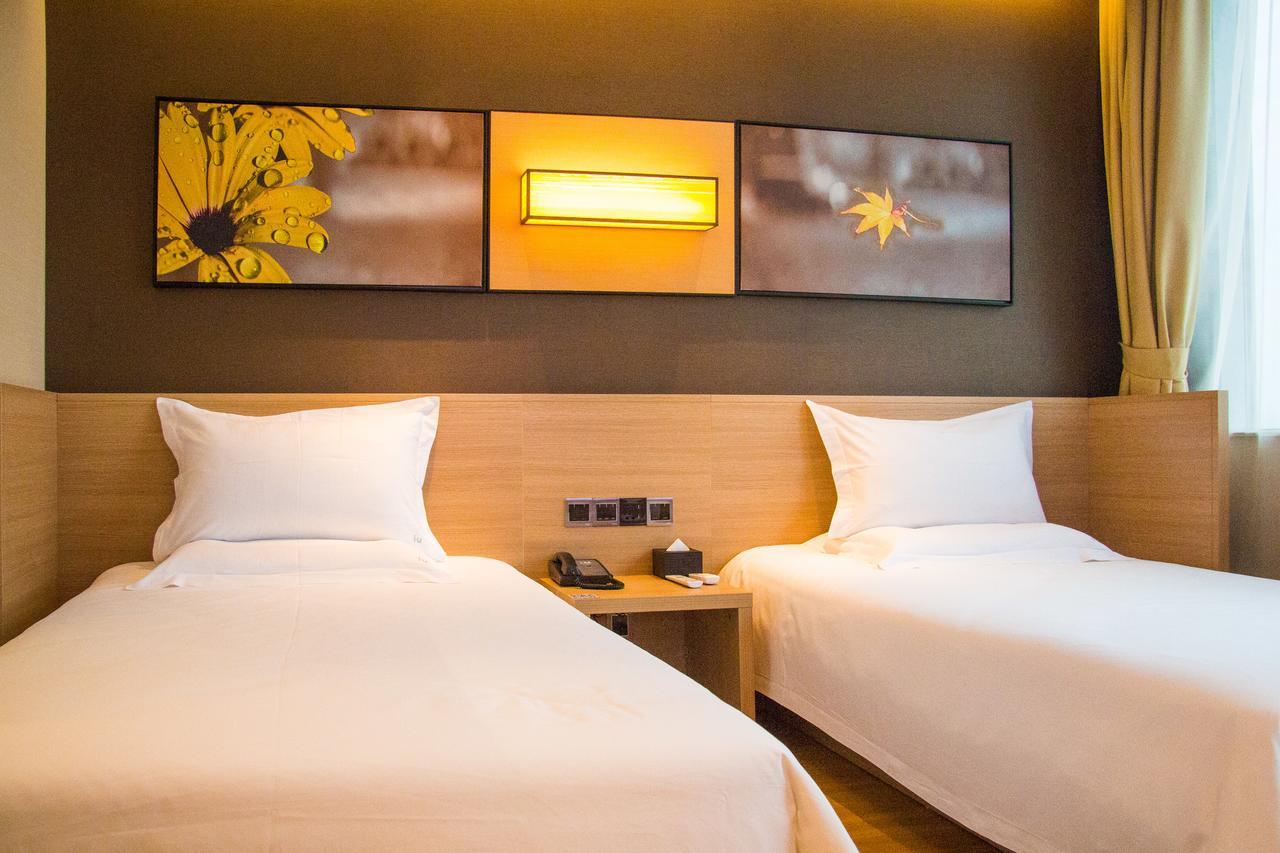 Iu Hotel Guiyang Shibei Road מראה חיצוני תמונה